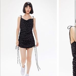 Lioness string along satin clinched dress